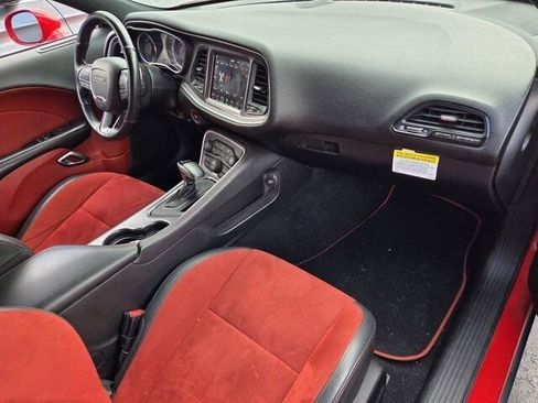 Used 2019 Dodge Challenger R/T Scat Pack image 17