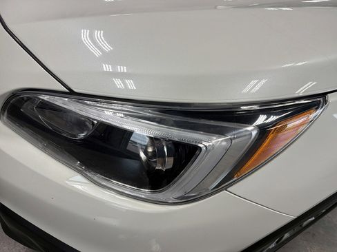 Used 2017 Subaru Outback 3.6R Touring w/ Protection Package #1 AWD/4WD image 10