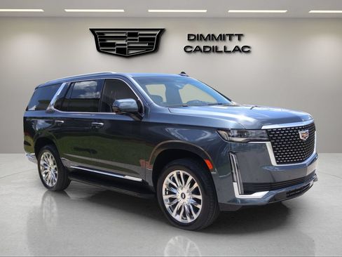 Used 2021 Cadillac Escalade Premium Luxury RWD image 3