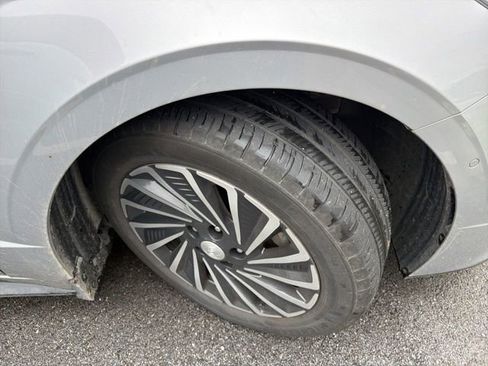 Used 2023 Hyundai Sonata Limited FWD image 7