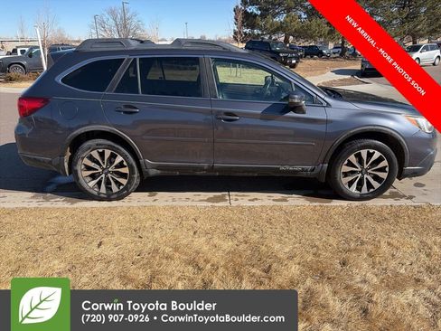 Used 2016 Subaru Outback 3.6R Limited image 8