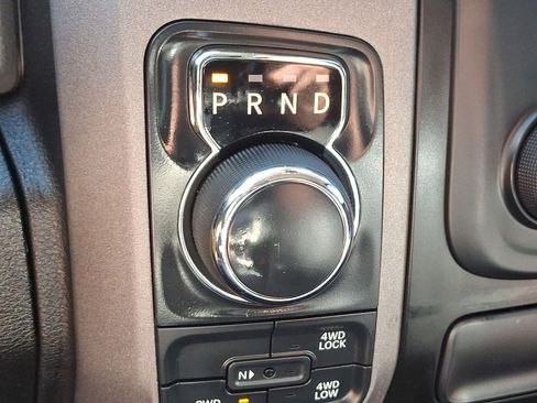 Used 2019 RAM 1500 Express w/ Express Value Package AWD/4WD image 12