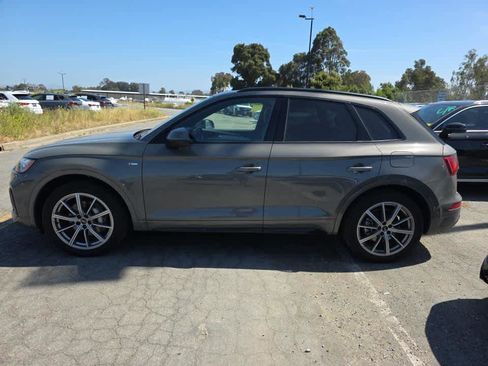 Used 2023 Audi Q5 e Prestige w/ Prestige Package AWD/4WD image 8