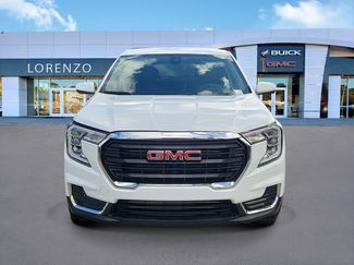 Used 2023 GMC Terrain SLE video 2