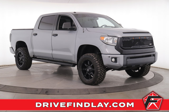 Used 2019 Toyota Tundra SR5 w/ Convenience Package AWD/4WD image 1