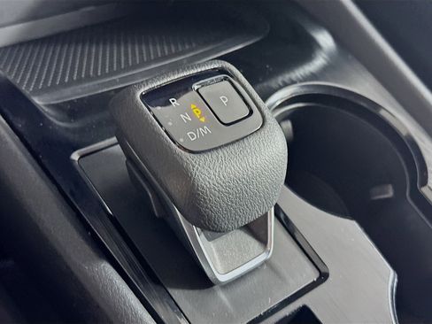 Used 2023 Nissan Rogue SV image 23