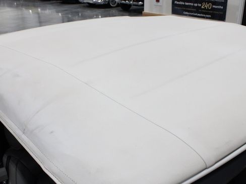 Used 1988 Ford Mustang GT RWD image 38