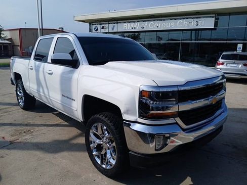 Used 2018 Chevrolet Silverado 1500 LT w/ All Star Edition AWD/4WD image 1
