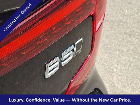 Certified 2025 Volvo S60 B5 Plus AWD/4WD image 31