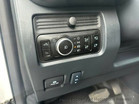 Used 2025 Ford F350 Platinum AWD/4WD image 20
