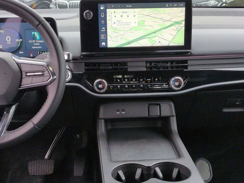 Used 2025 Honda Prologue Touring image 30
