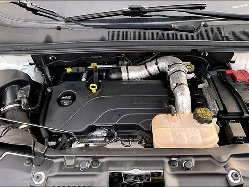 Used 2022 Buick Encore Preferred w/ Safety Package image 27