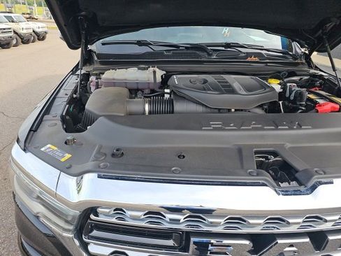 Used 2025 RAM 1500 Limited image 23