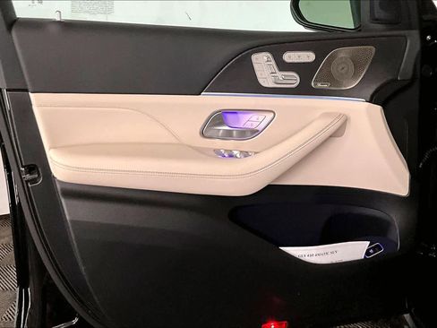 New 2026 Mercedes-Benz GLS 450 4MATIC image 12