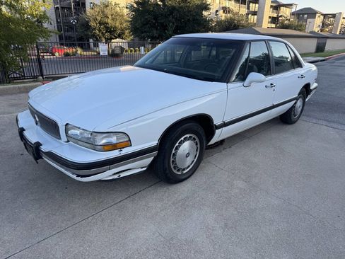 Used 1995 Buick Le Sabre Custom image 9