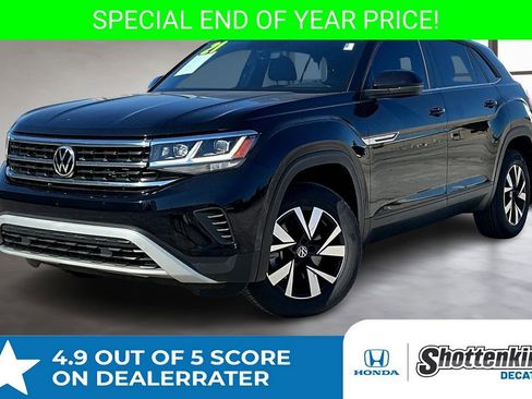 Used 2021 Volkswagen Atlas Cross Sport SE image 1