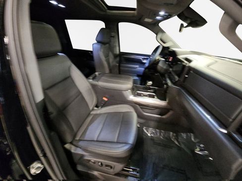 Certified 2025 Chevrolet Silverado 1500 LTZ w/ LTZ Premium Package image 26