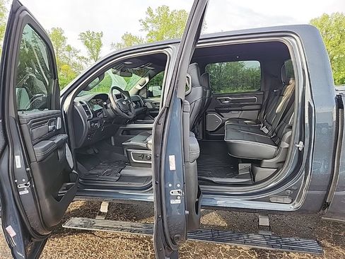Used 2026 RAM 1500 Laramie w/ Night Edition AWD/4WD image 10