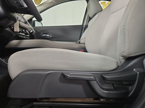 Used 2020 Honda HR-V LX image 25
