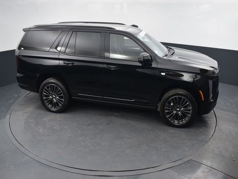 Certified 2025 Cadillac Escalade Sport Platinum w/ LPO, Floor Liner Package image 55