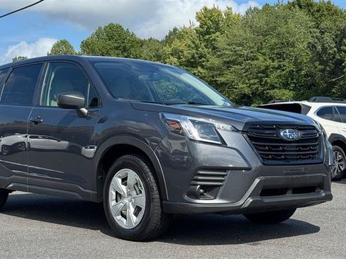 Used 2023 Subaru Forester AWD/4WD image 4