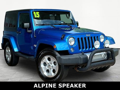 Used 2015 Jeep Wrangler Sahara w/ Connectivity Group AWD/4WD image 3