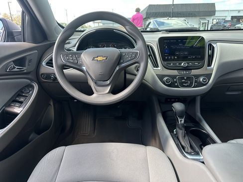 Used 2024 Chevrolet Malibu LS image 15