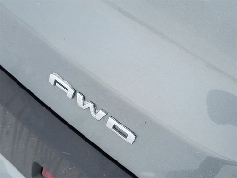 Certified 2023 GMC Acadia SLT image 35