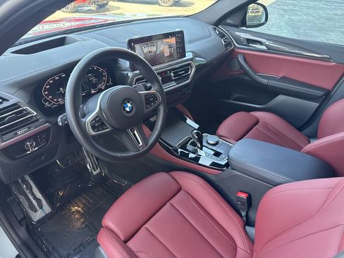Used 2024 BMW X4 M40i w/ Premium Package image 10