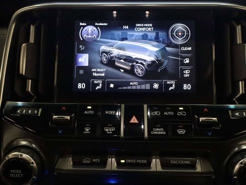 Used 2025 Lexus LX 600 F Sport image 11