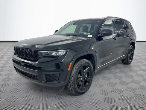 Certified 2024 Jeep Grand Cherokee L Altitude AWD/4WD image 3