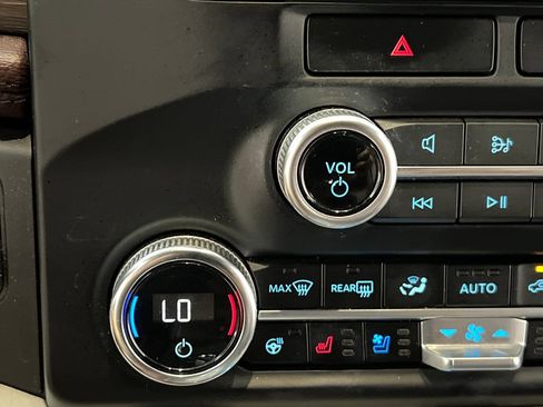 Used 2023 Ford Expedition Limited AWD/4WD image 67