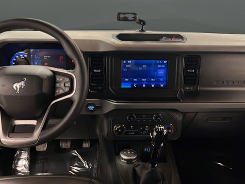 Used 2022 Ford Bronco 2-Door AWD/4WD image 11