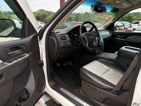 Used 2012 GMC Sierra 1500 SLT w/ All-Terrain Package AWD/4WD image 5