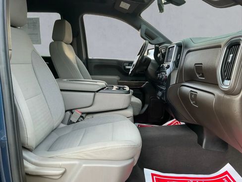 Used 2019 Chevrolet Silverado 1500 LT w/ Convenience Package image 21