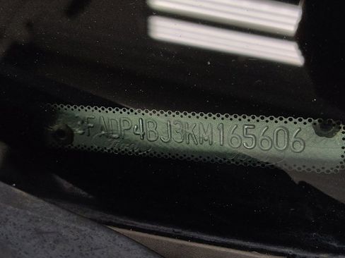 Used 2019 Ford Fiesta SE image 33