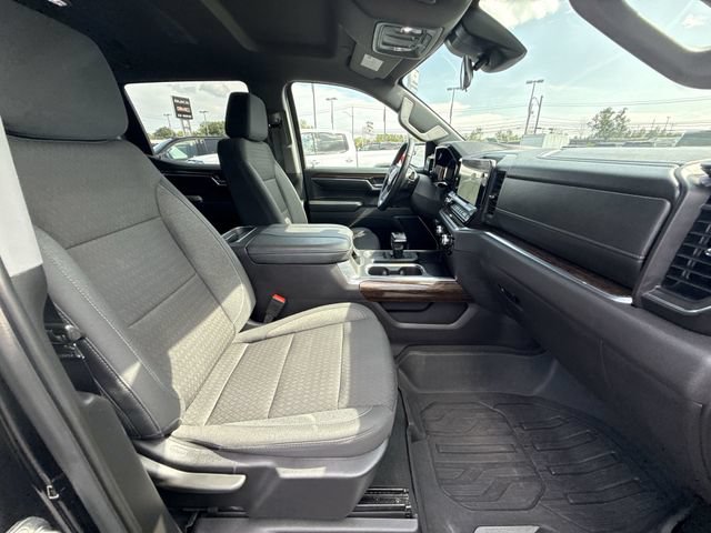 Certified 2024 GMC Sierra 1500 Elevation w/ LPO, Elevation Black Package AWD/4WD image 26