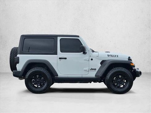 Used 2023 Jeep Wrangler Sport AWD/4WD image 4