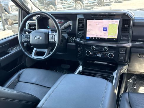 Used 2024 Ford F350 Lariat w/ Lariat Ultimate Package AWD/4WD image 23