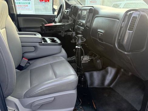 Used 2019 Chevrolet Silverado 2500 W/T w/ WT Convenience Package image 11