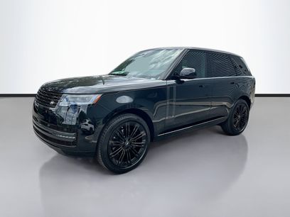 New 2025 Land Rover Range Rover SE