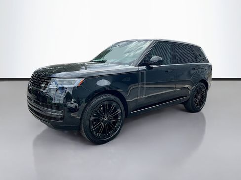 New 2025 Land Rover Range Rover SE image 1