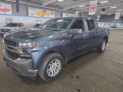 Certified 2020 Chevrolet Silverado 1500 LT w/ All-Star Edition AWD/4WD image 5