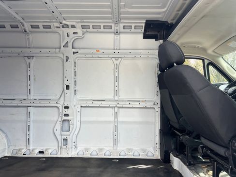 Used 2023 RAM ProMaster 2500 FWD image 29