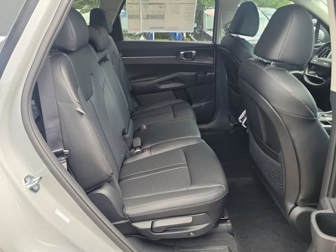 New 2026 Kia Sorento S w/ S Panoramic Sunroof Package FWD image 12
