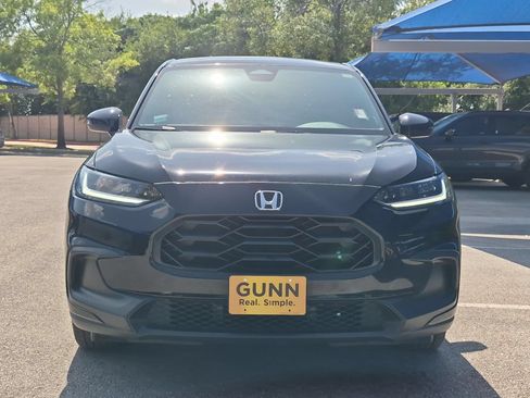 Used 2023 Honda HR-V Sport image 8