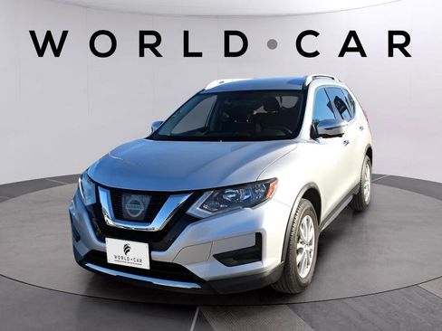 Used 2017 Nissan Rogue SV w/ SV Premium Package AWD/4WD image 5