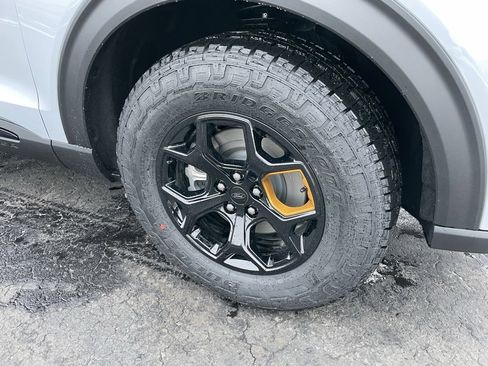 New 2026 Ford Explorer Tremor w/ Tremor Convenience Package image 3