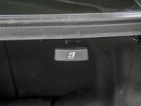 Used 2022 Honda Civic EX image 10