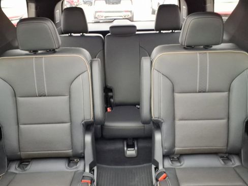 New 2026 Chevrolet Traverse High Country w/ LPO, Floor Liner Package image 11